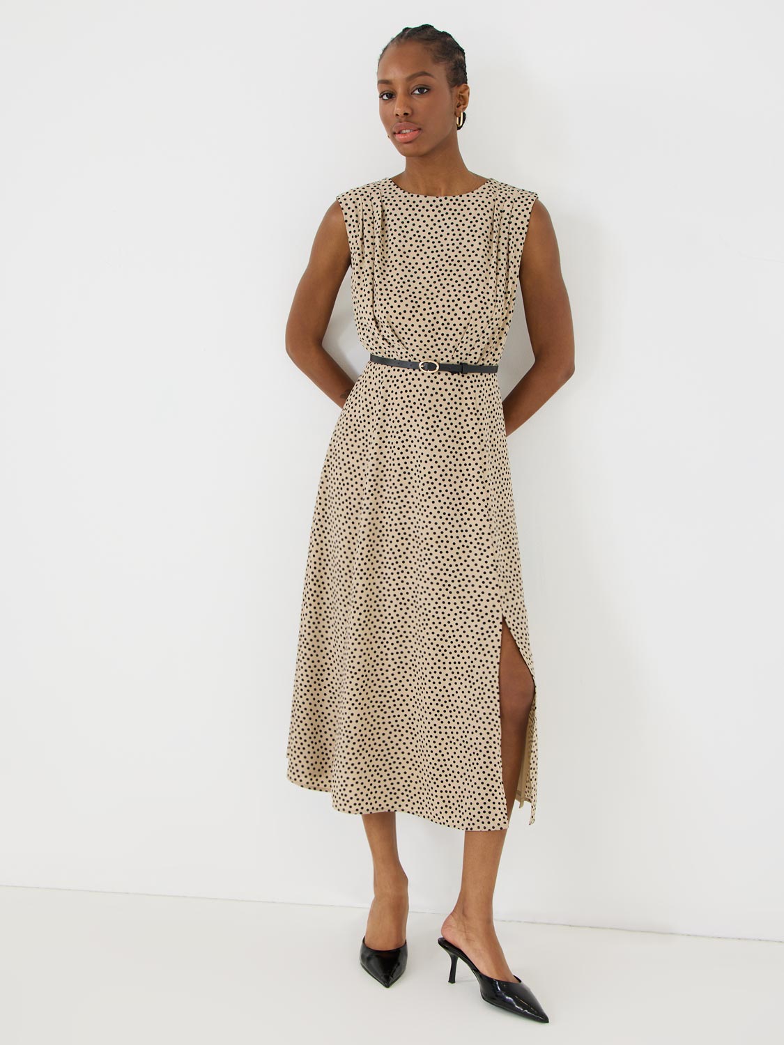 Dk Beige