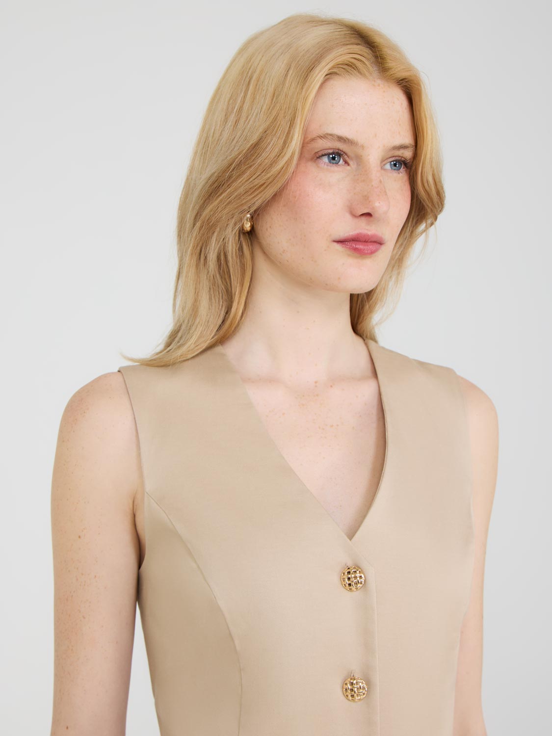 Dk Beige
