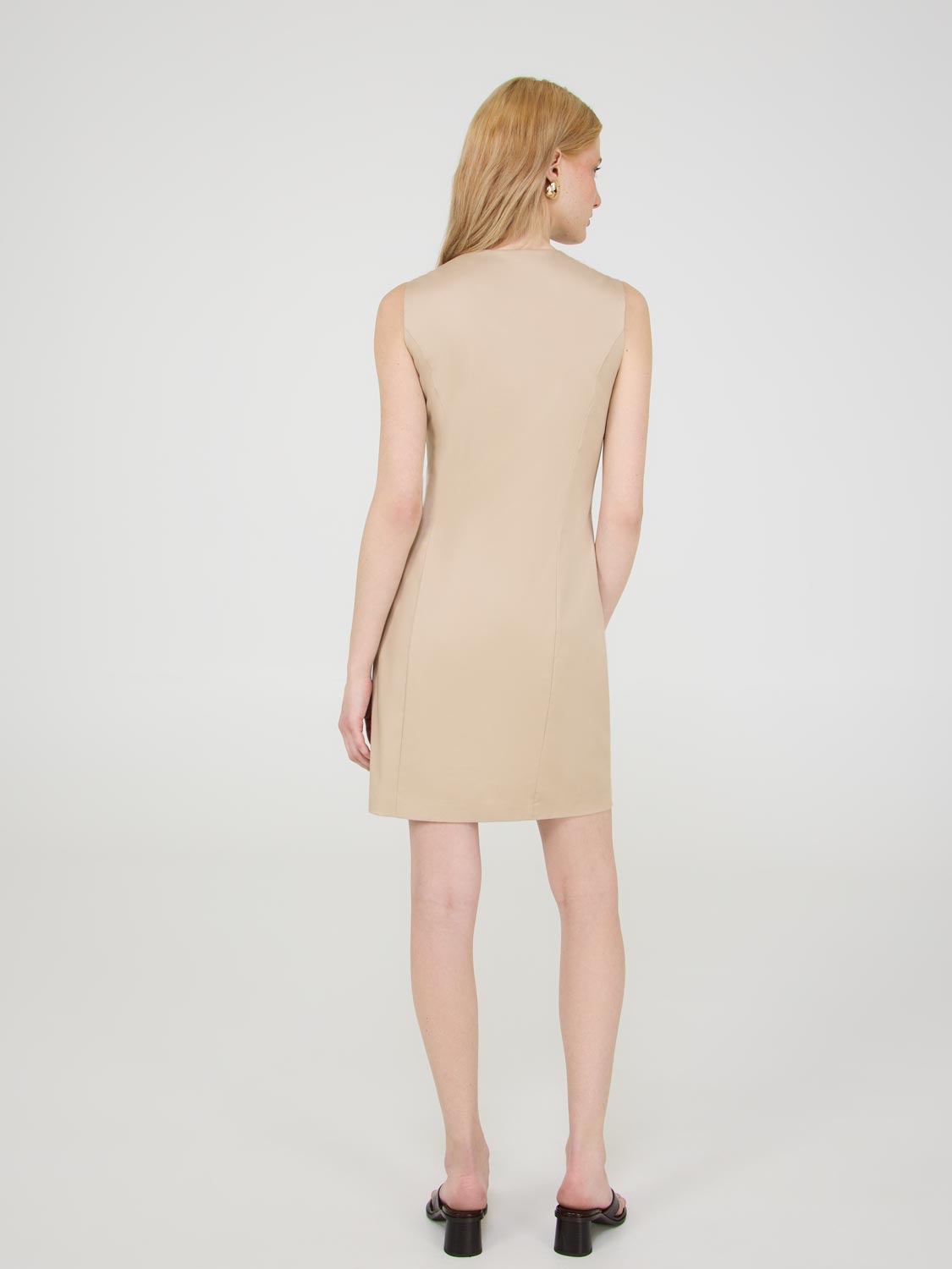 Dk Beige