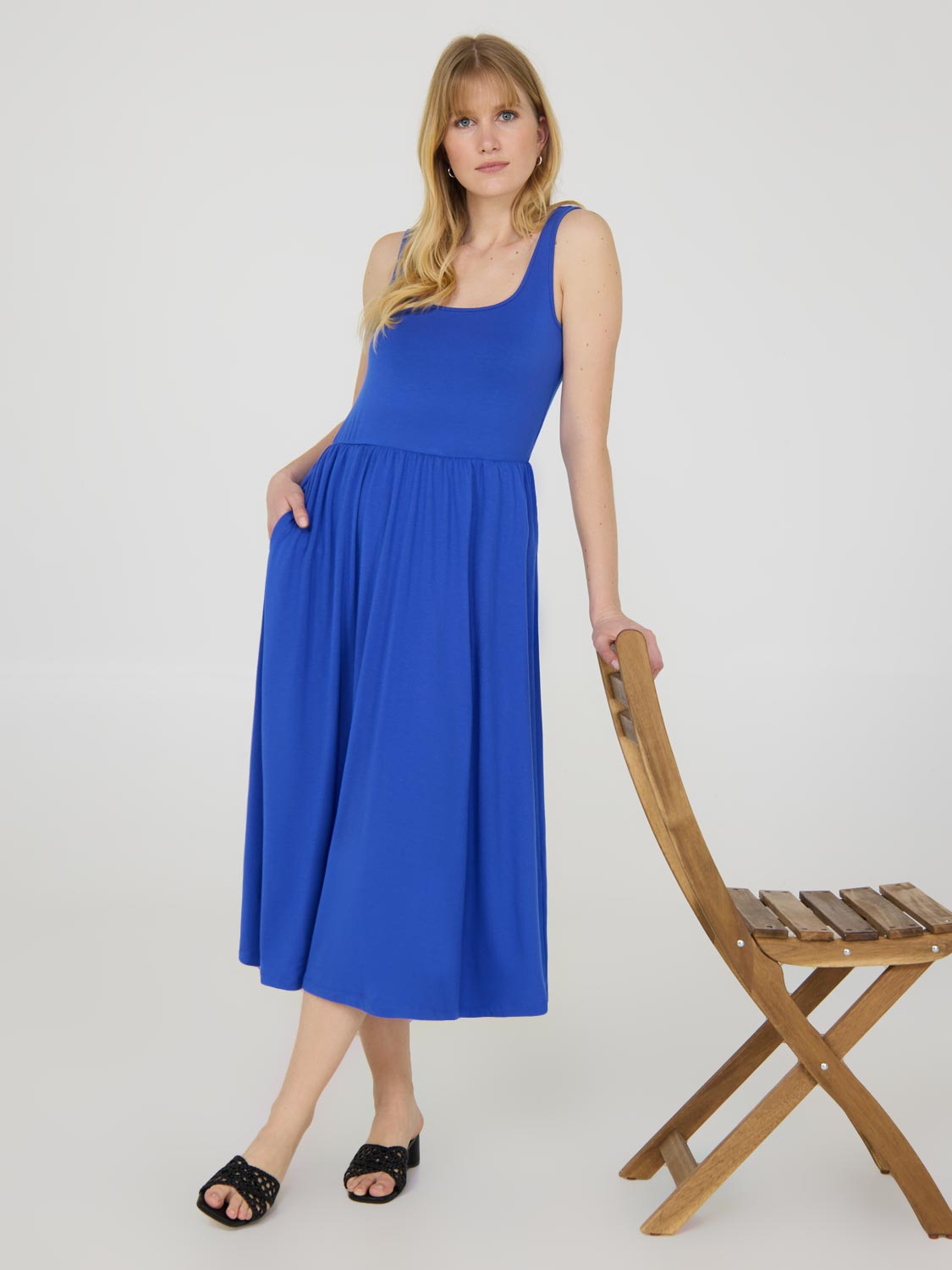 Victoria Blue