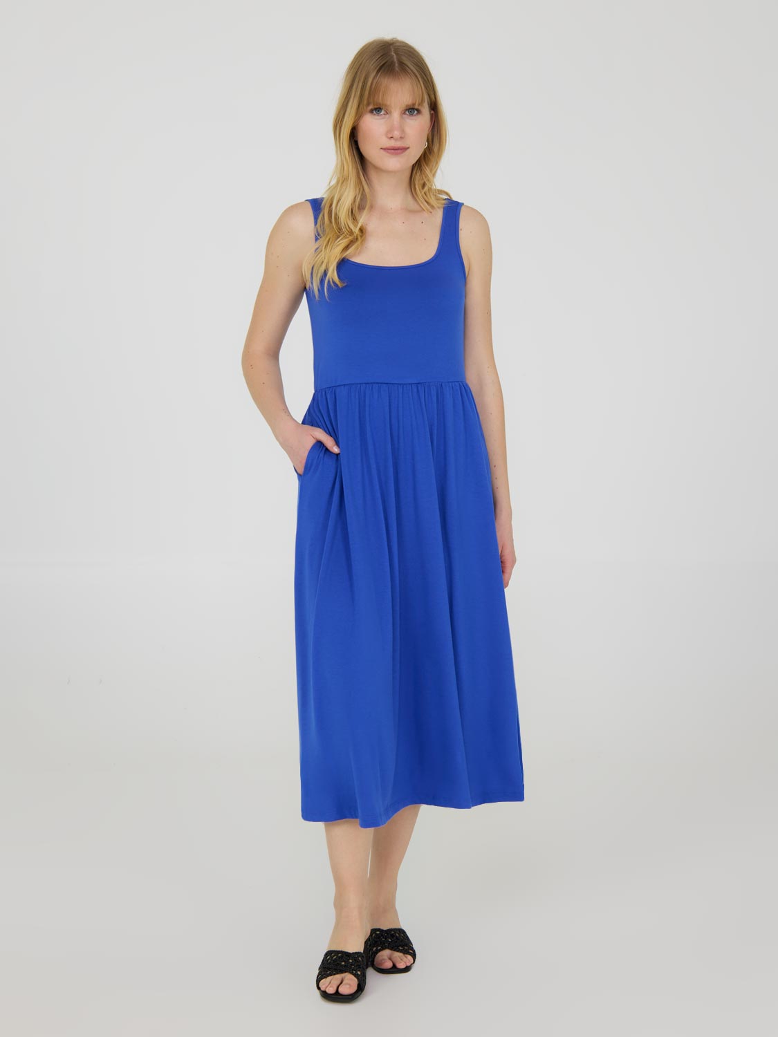 Victoria Blue