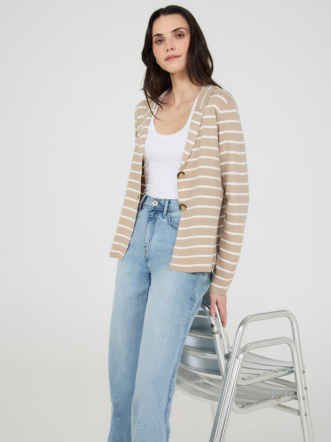 Dk Beige